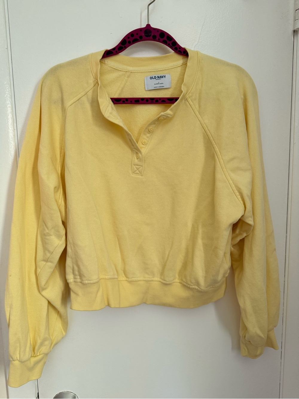 Old Navy Women's Pale Yellow Henley Sweatshirt